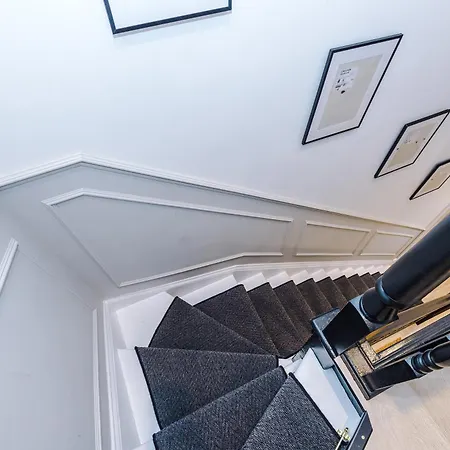 Luxury 3bed Centre Sleeps 6 شقة *