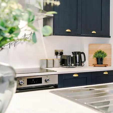 Luxury 3bed Centre Sleeps 6