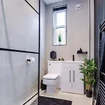 Luxury 3bed Centre Sleeps 6 *