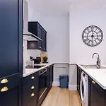 Luxury 3bed Centre Sleeps 6